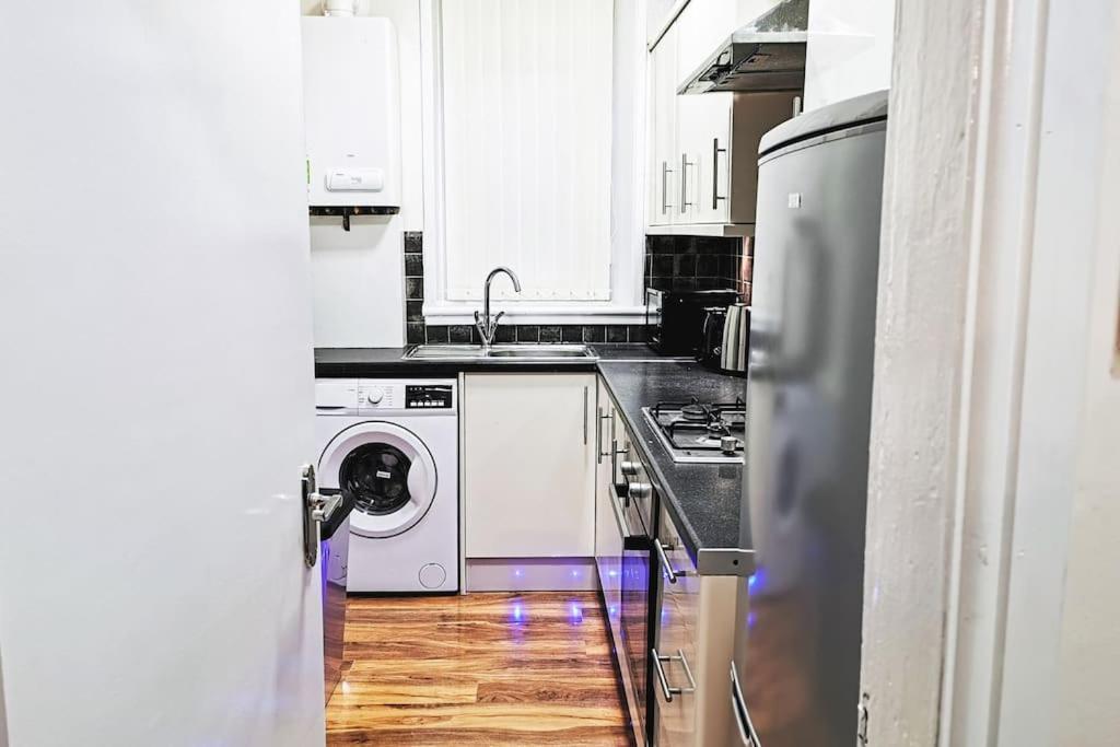 Glasgow Southside: Cosy 2 Bedroom Apartment Екстер'єр фото
