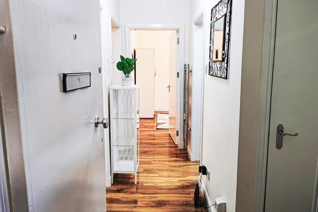 Glasgow Southside: Cosy 2 Bedroom Apartment Екстер'єр фото